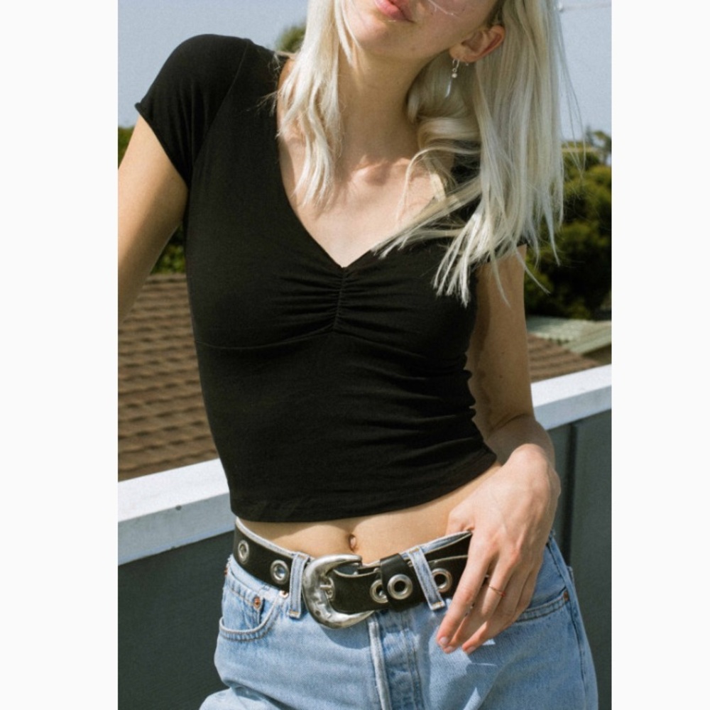 Brandy Melville Gina Top